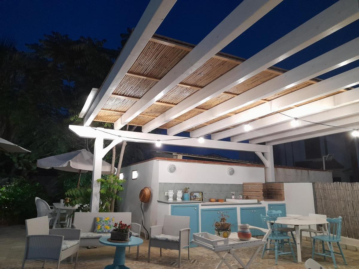 La Villa Di Eracle ลิกาตา ภายนอก รูปภาพ