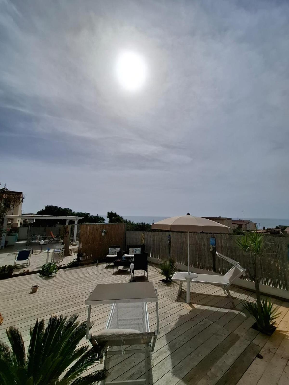 La Villa Di Eracle ลิกาตา ภายนอก รูปภาพ